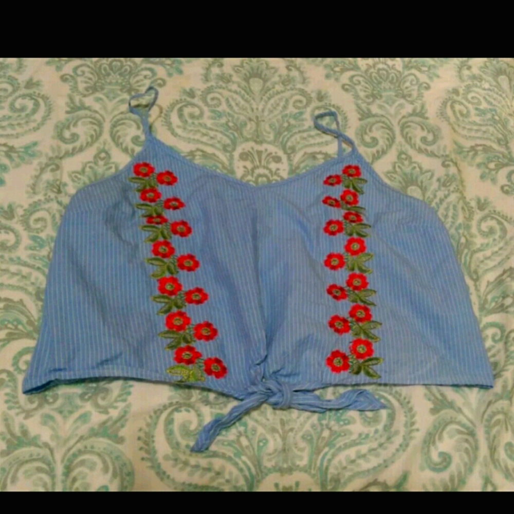 4 for 20/ Cute crop top
